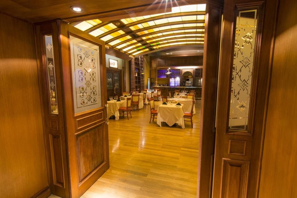 Hotel Casino Magic Неукен Экстерьер фото